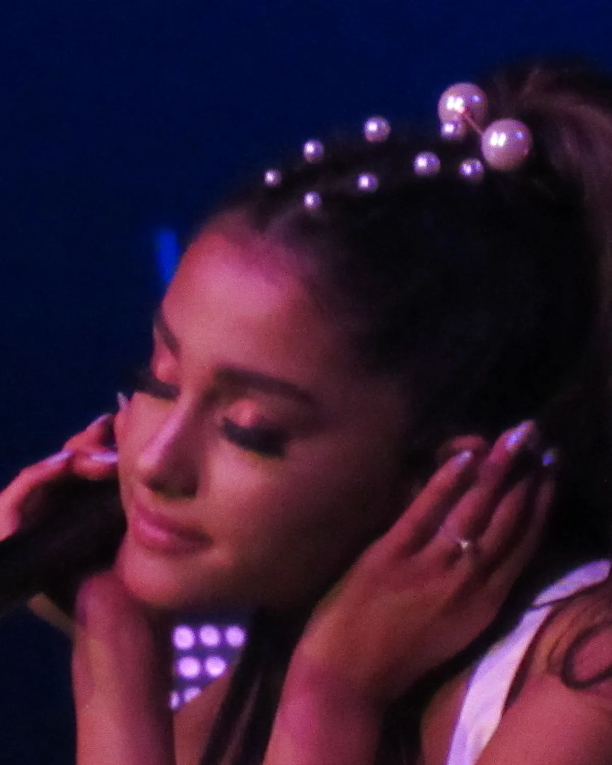 Ariana Grande headshot