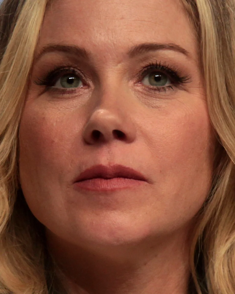Christina Applegate headshot