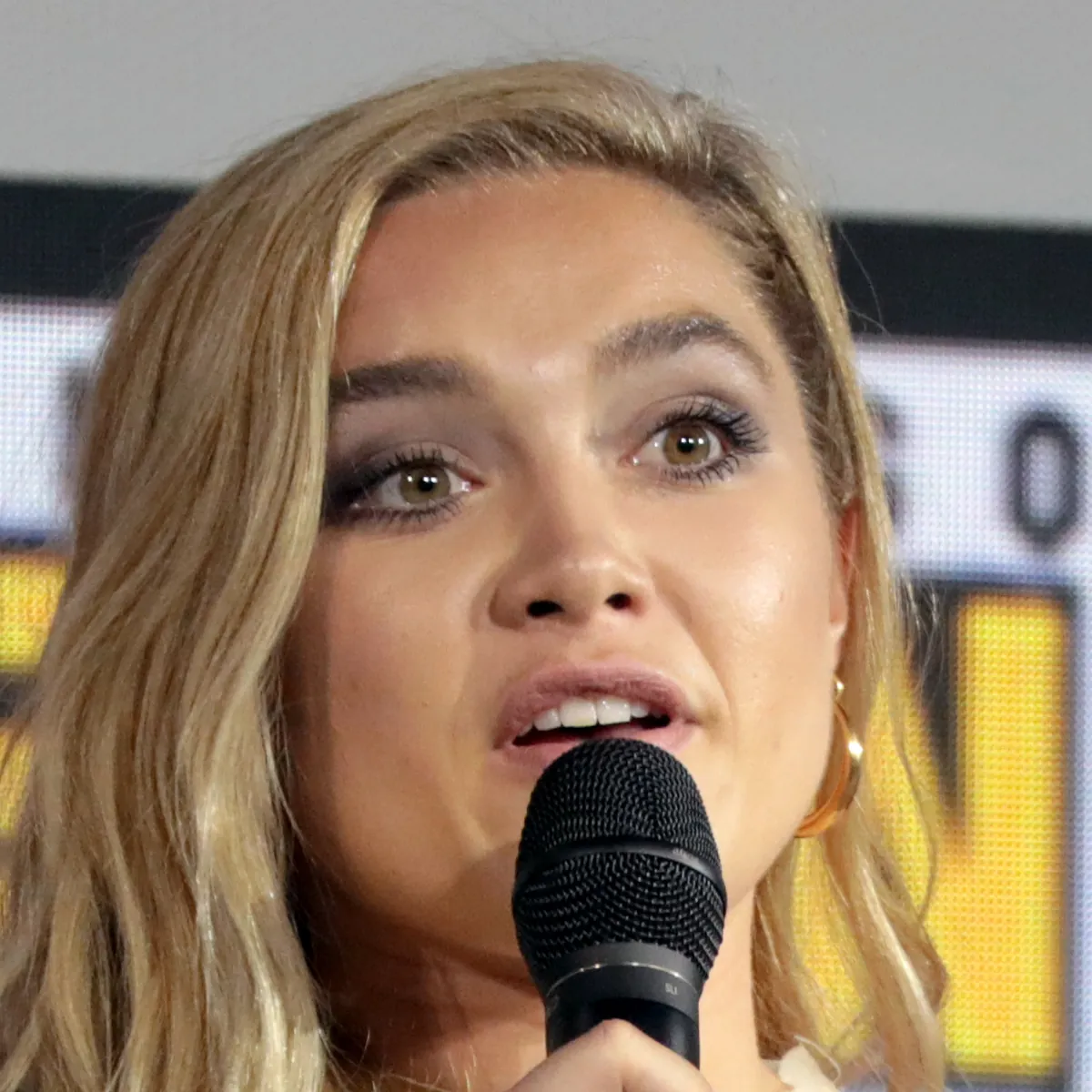 Florence Pugh headshot