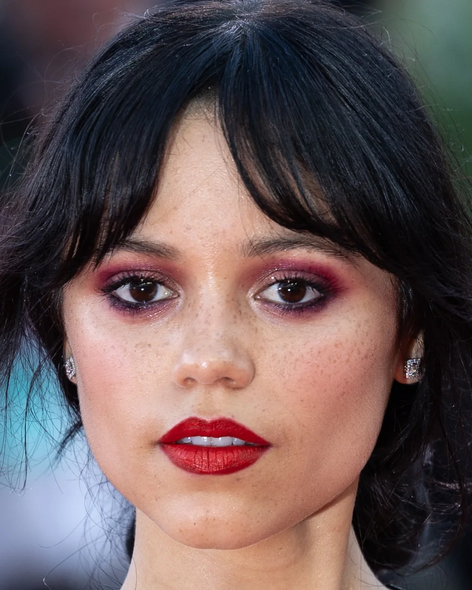 Jenna Ortega headshot